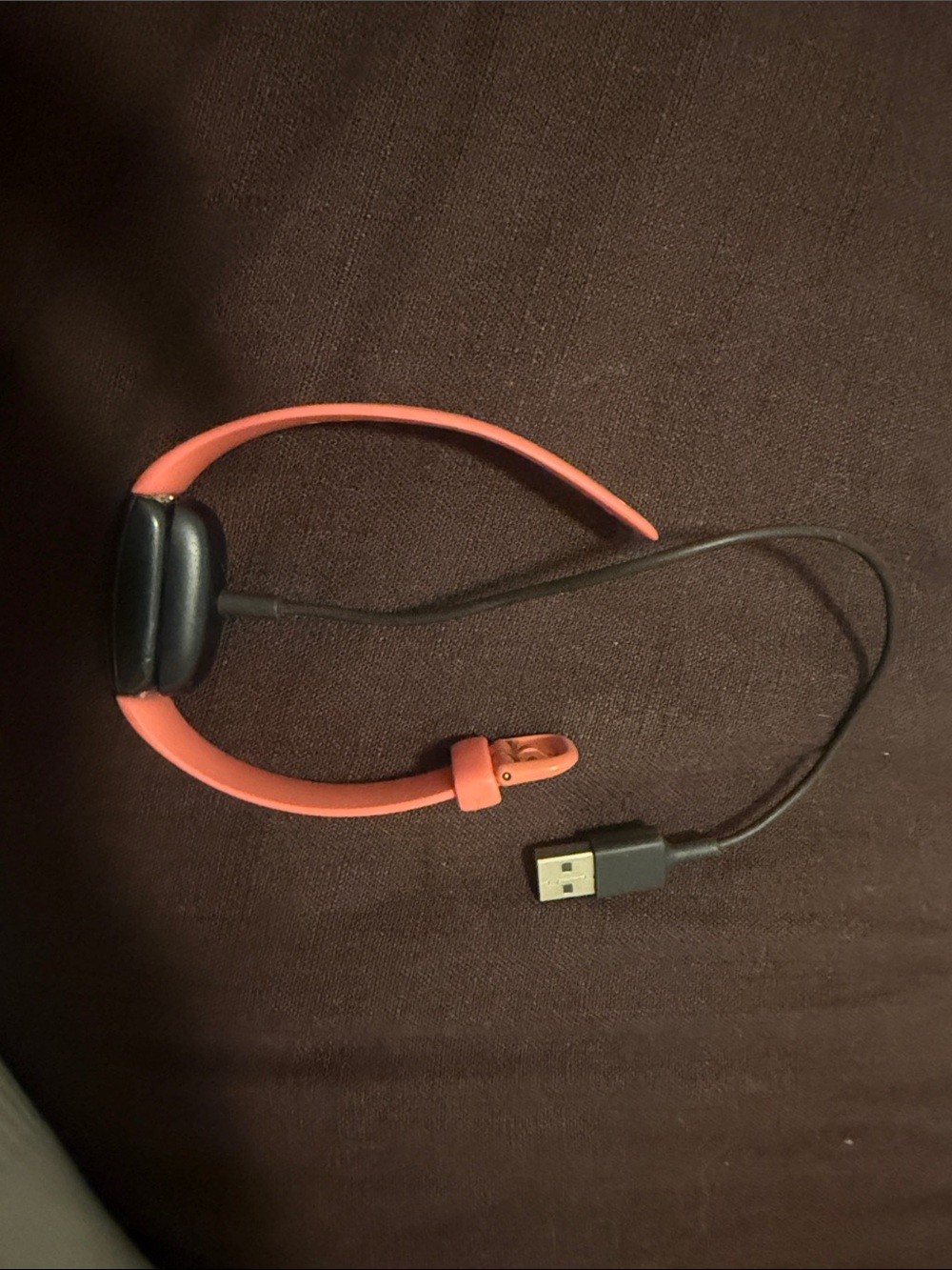 fitbit Coral/Black Tracker with USB Charging Cable